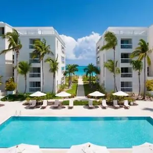 Le Vele Grace Bay